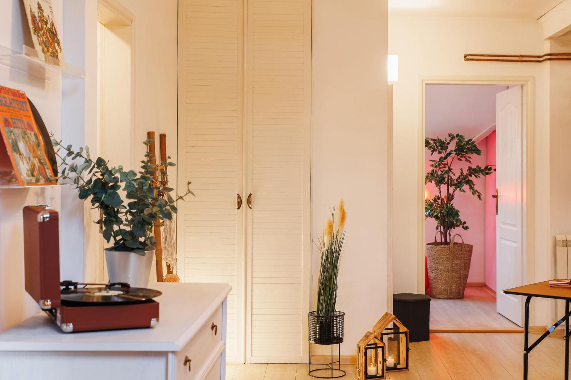 Pintrst-penthouse Old Town Renovated Apartment *